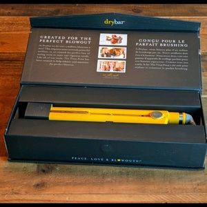Dry bar tress press